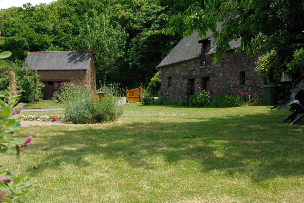 Chambres D'Hotes La Fontaine Garel Iffendic Luaran gambar